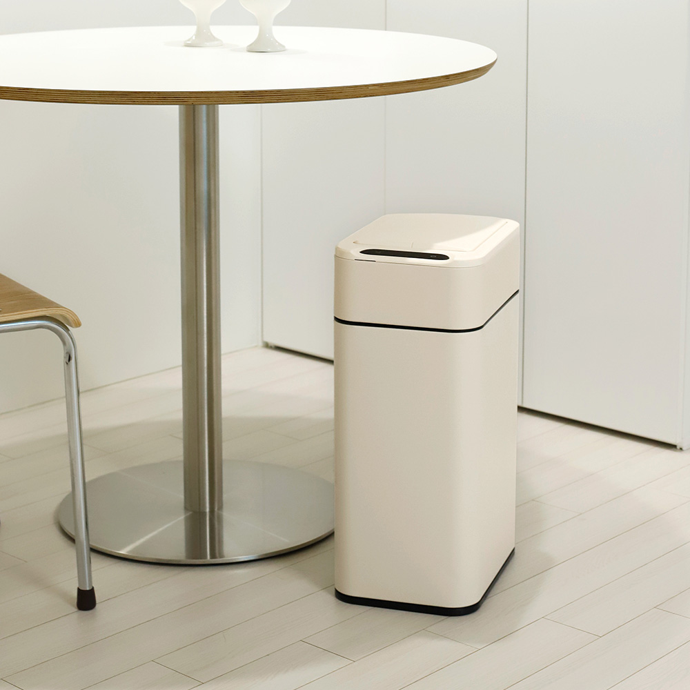 [다룸] 20L 자동센서 쓰레기통 날개형 d-TC-0101 (화이트,아이보리 택1)